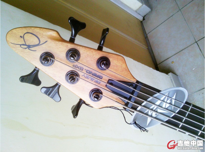 QQ截图20111226124406.jpg