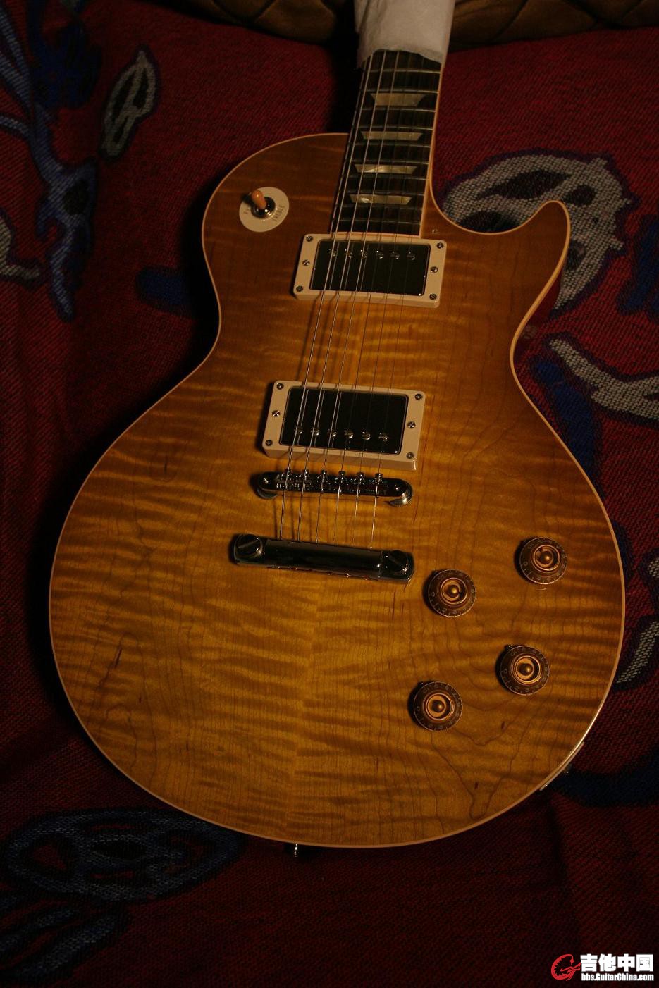 R8 FLAME TOP.JPG