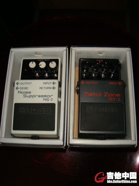 BOSS NS2 BOSS MT2