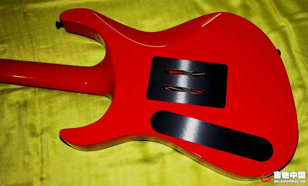 Jackson Custom Shop Arch Top Soloist_7.jpg