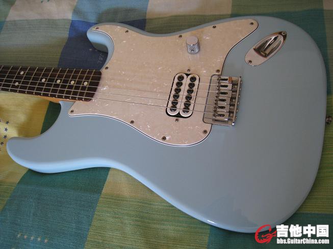 FENDER.BK182 002.jpg