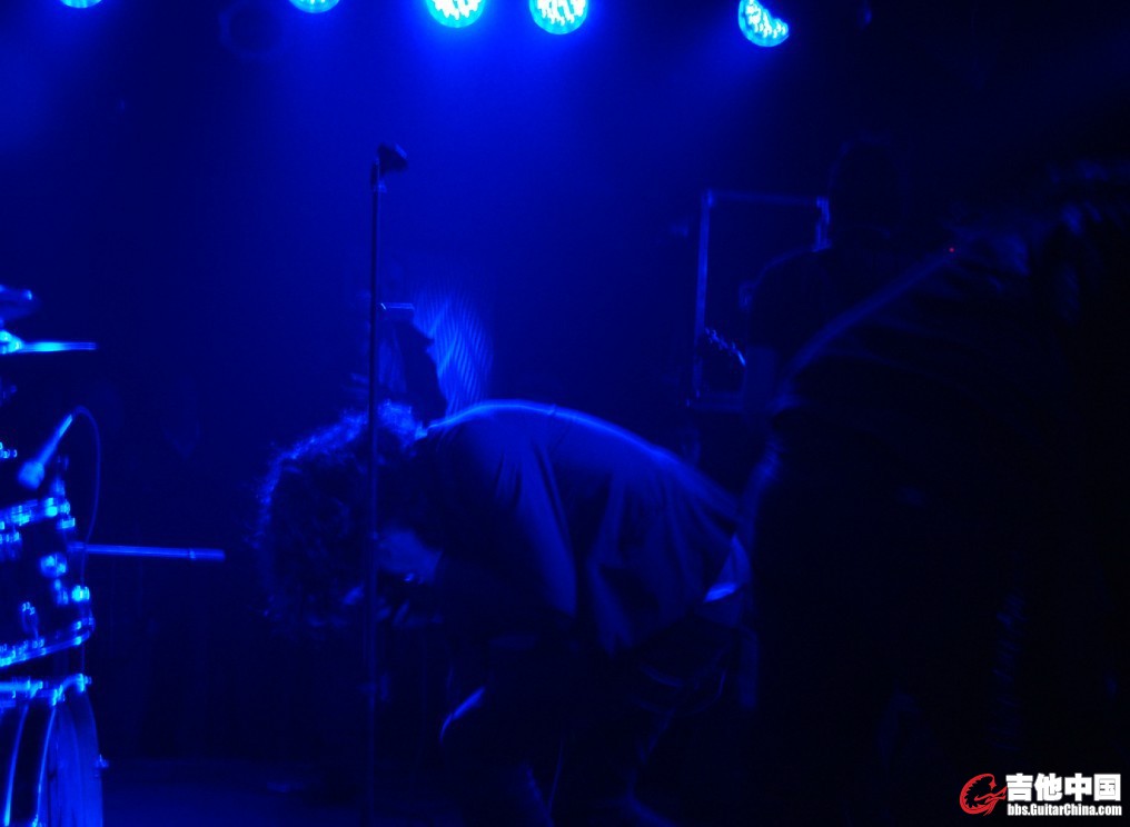 V03.jpg