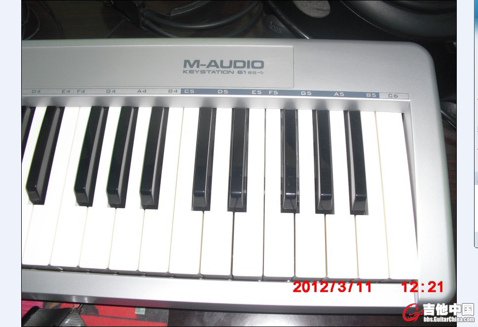 M-audioMIDI键盘2.jpg