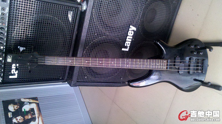 IBANEZ SR500 1.jpg