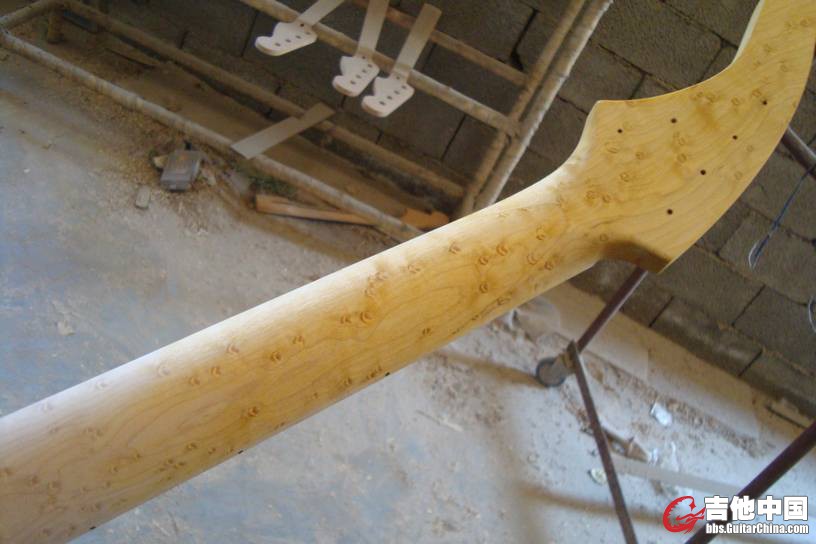 231923yde4xl30ej4oaeel.jpg