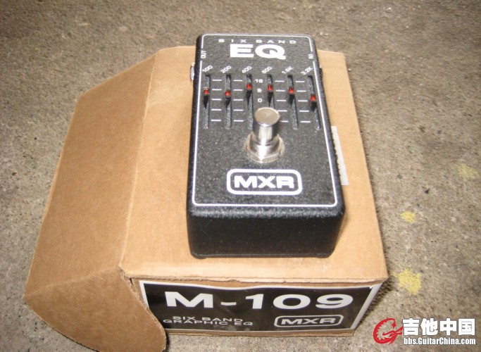 mxr_m_109_6_band_eq_50_warminster_8967734.jpg