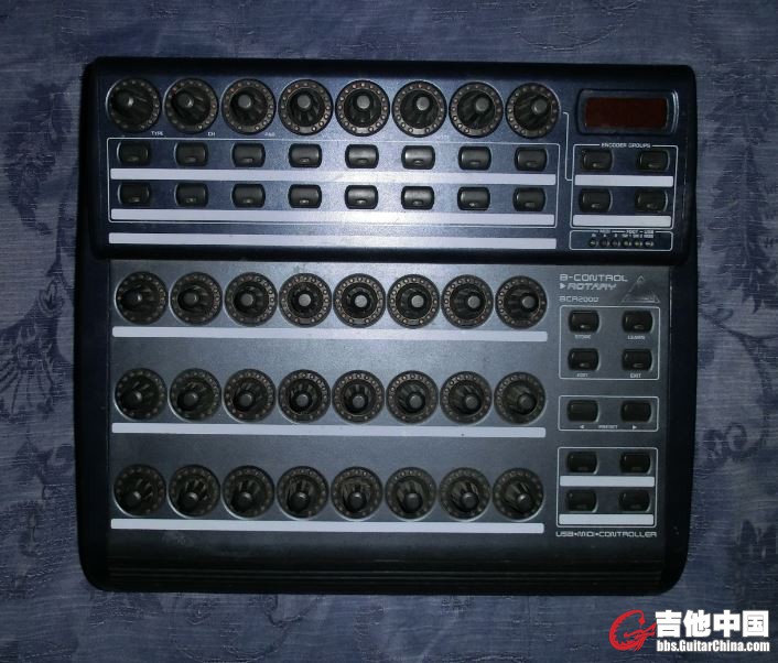 bcr2000.JPG