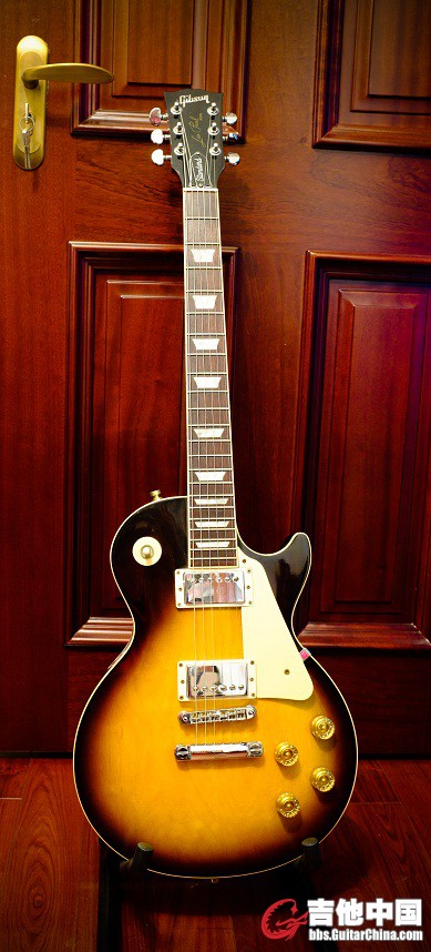 Gibson Les Paul Standard.jpg