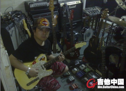 吉他老.jpg