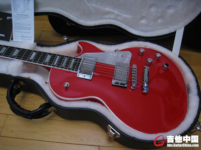 gibson .GT 003.jpg