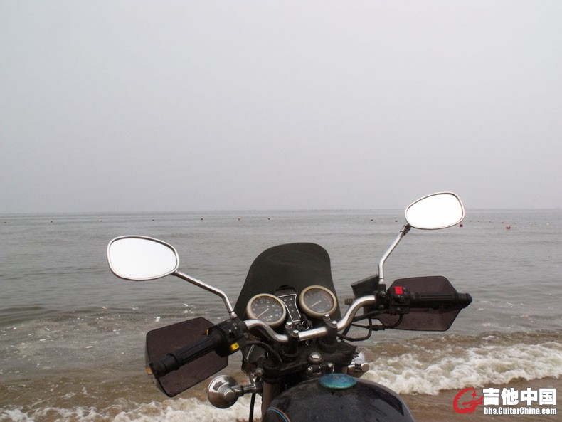 2012_06像在海里航行.JPG