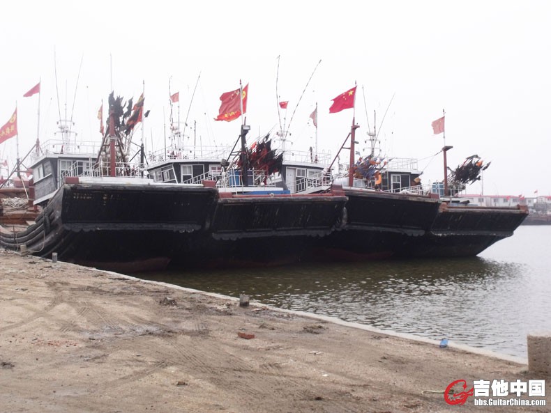2012_40当地渔业码头.JPG
