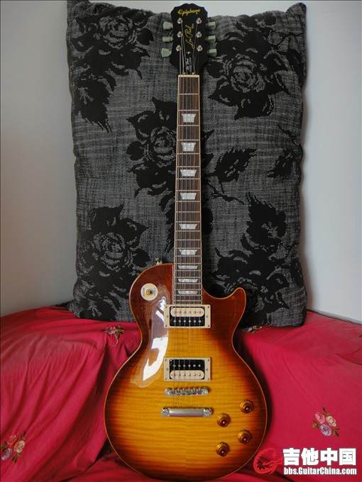 epiphone.JPG