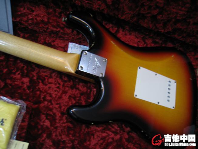 FENDER 60R  JOHN CRUZ 010.jpg