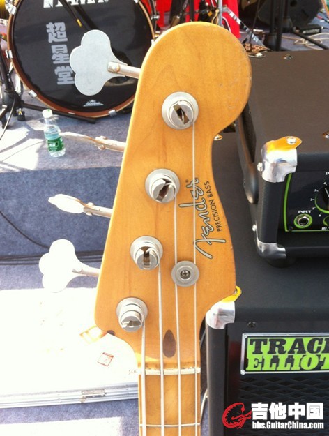 FENDER34.jpg