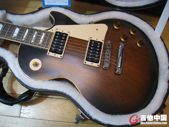 GIBSON .PRS. 004.jpg