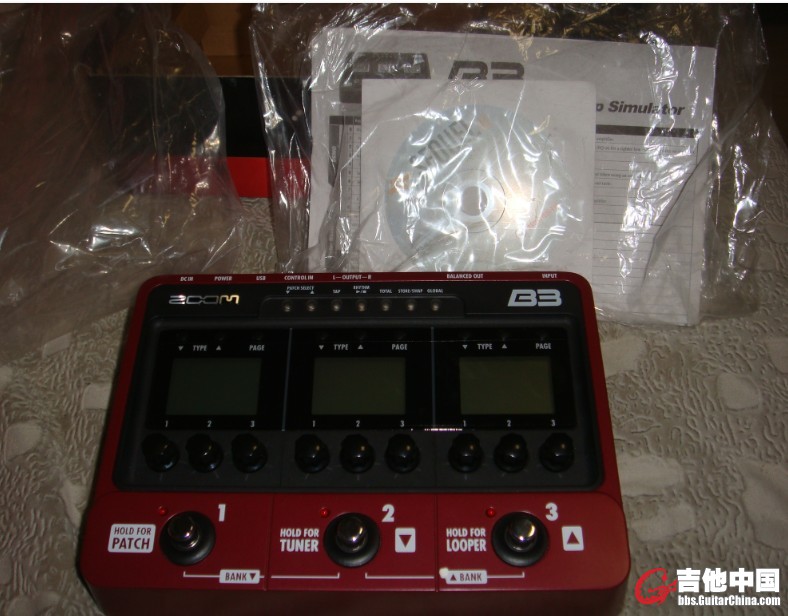 ZOOM B32.jpg