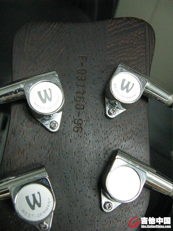 warwick corvette 4 standard SN.jpg