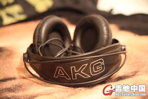 AKG K2400监听耳机  500出