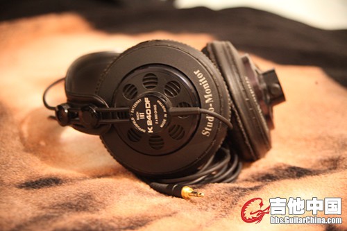 AKG K2400监听耳机  500出