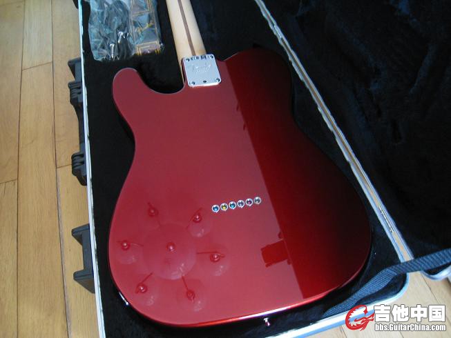 fender 0502 012.jpg