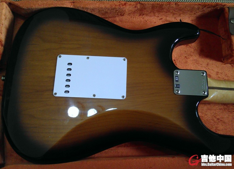 Fender Vintage57 7.jpg