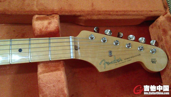 Fender Vintage57 6.jpg