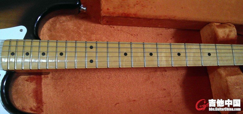 Fender Vintage57 5.jpg