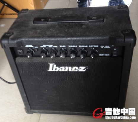 086-Ibanez 依斑娜 15R 电吉他音箱.jpg