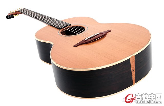 Lowden-F35-Redcedar+Ziricote-Acoustic-Guitar-3.jpg