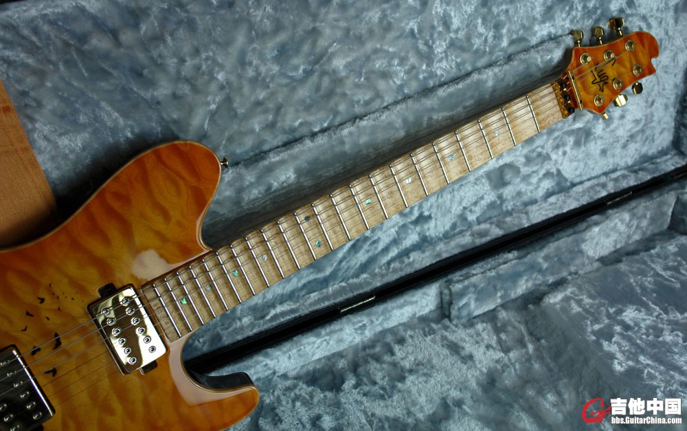 Sugi吉他创始人 杉本真亲手制作的Sugi Custom Shop_3.jpg
