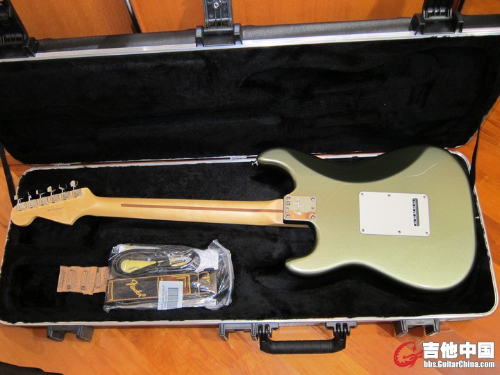 1 . STD STRAT Jade Pearl Metallic - 3.jpg