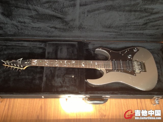 银色IBANEZ.jpg