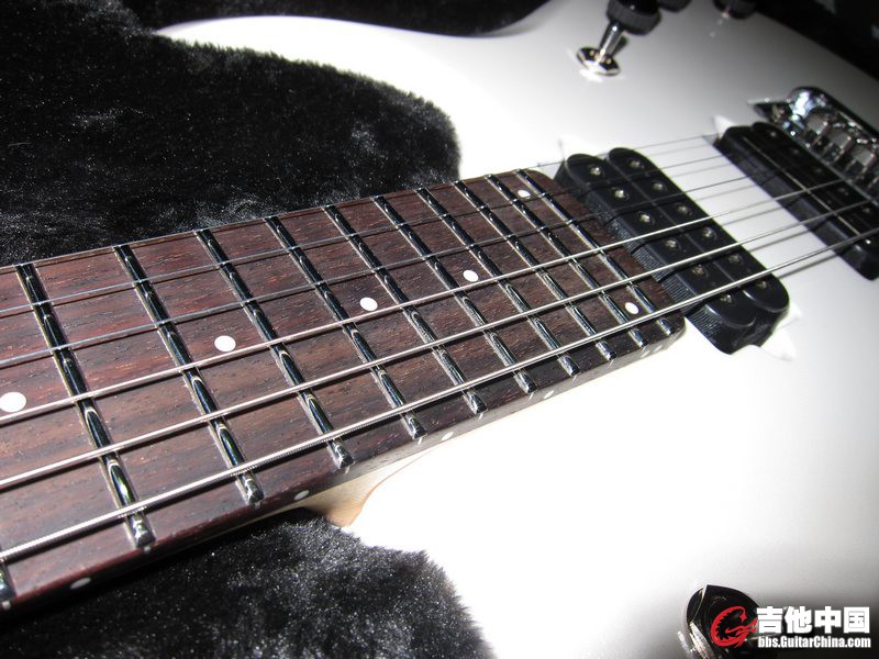 MUSICMAN JP6 (6).jpg