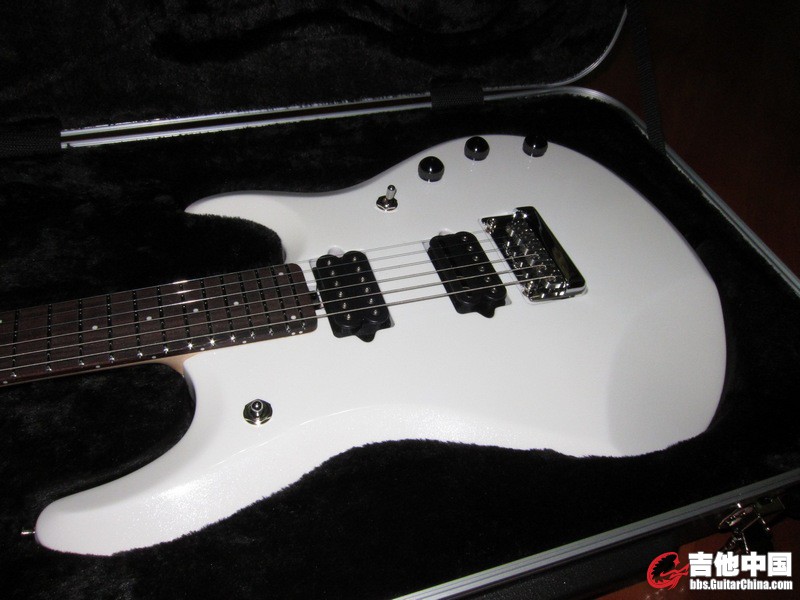MUSICMAN JP6 (3).jpg