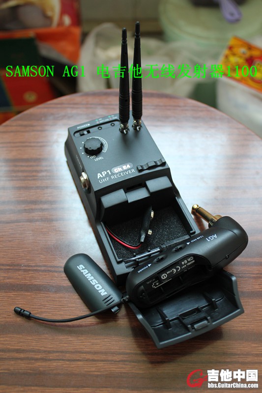 SAMSON AG1 电吉他无线发射器1100._副本.jpg