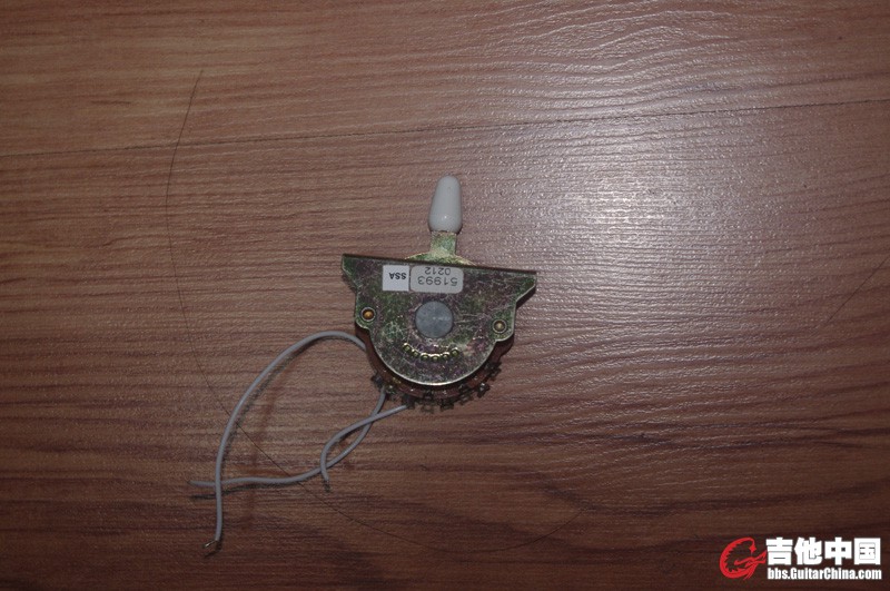 拆机9成新fender五档，赠品