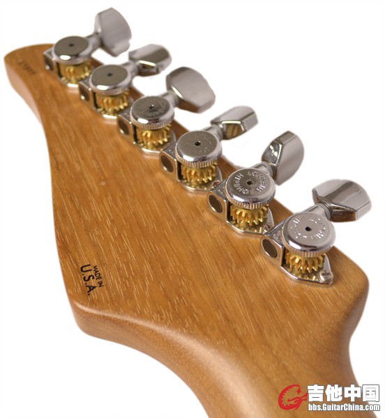 suhr-classic-t-korina-head_副本.jpg