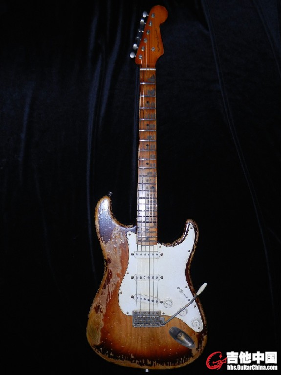 1959_sunburst_strat_2.jpg