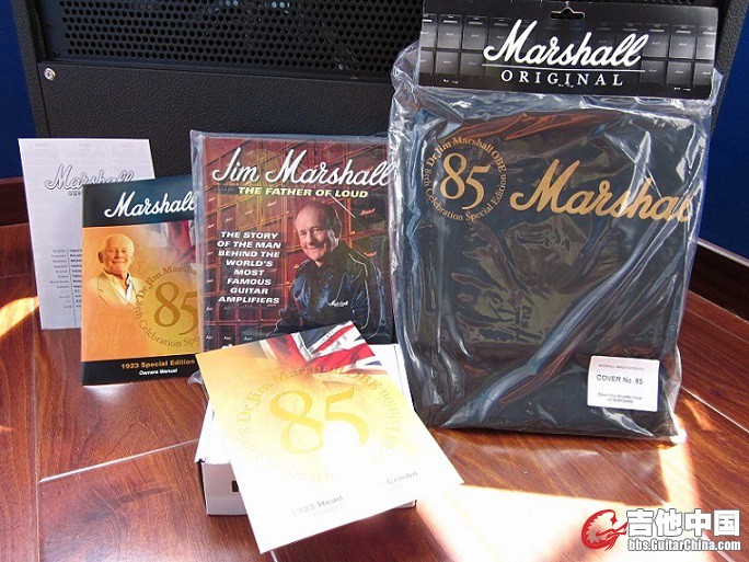 Marshall原装音箱罩  Jim marshall亲笔签名身份卡  Marshall精美图书一本