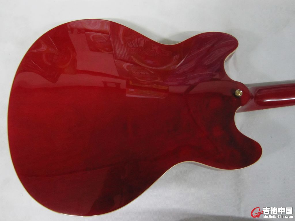SKYGUITARS_16.jpg
