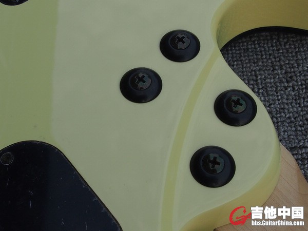 EVH 乳黄色 双摇电吉他 (11).JPG