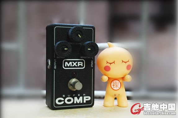 MXR M132