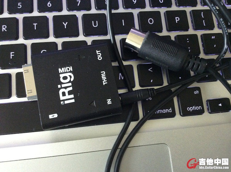 iRig MIDI copy.jpg