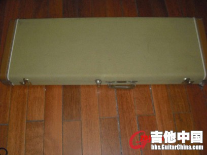 Fender 011-9100-770单单双，2013年新美豪，98新自用琴，赠送93年的Fender Custom Shop琴盒！8800包顺丰！