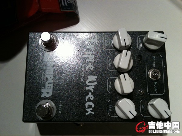 Wampler Triple Wreck 03.jpg