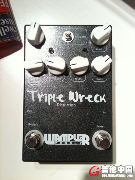 Wampler Triple Wreck 01.jpg