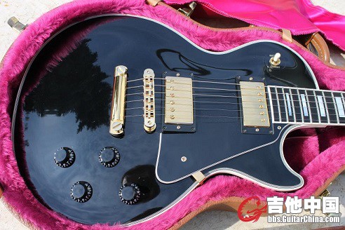 gibson custom 黑美人.jpg