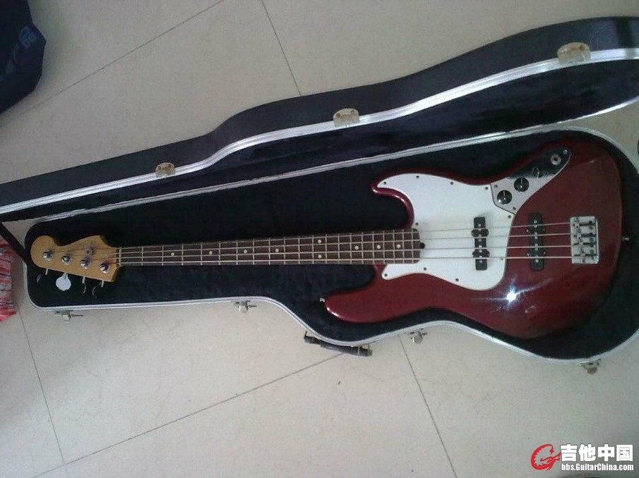 american standard jazzbass.jpg