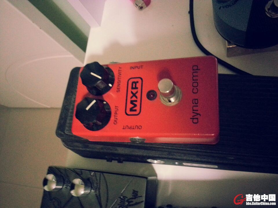 mxr102.jpg